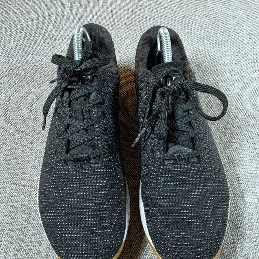 NOBULL SuperFabric Trainer Mens 8 Black Gum Cross Training Sneakers